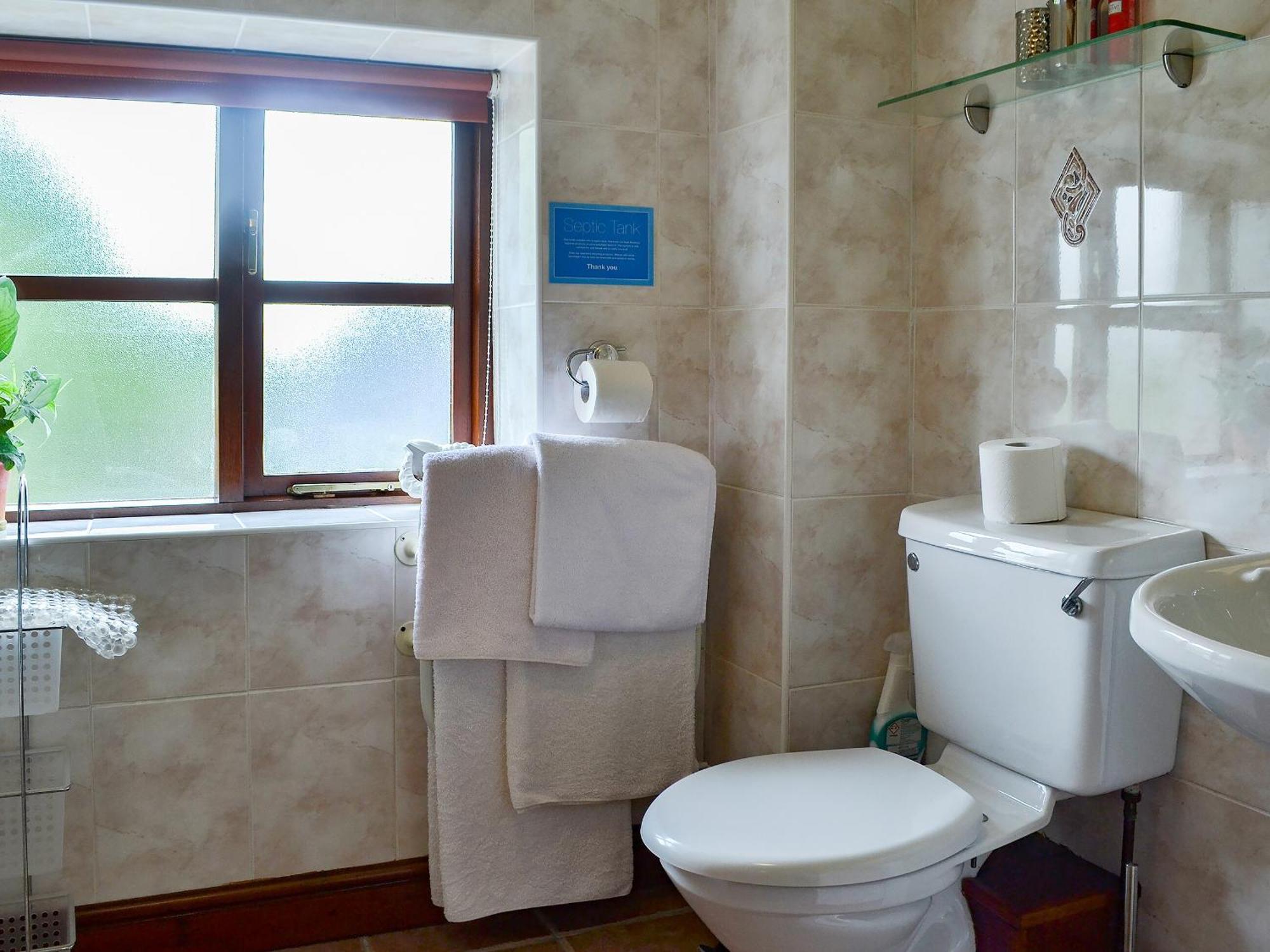 Llofft Yr Yd - 16984 Villa Brynsiencyn Eksteriør billede