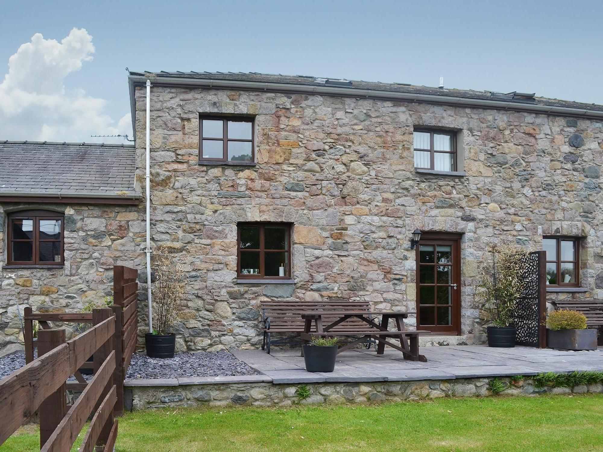 Llofft Yr Yd - 16984 Villa Brynsiencyn Eksteriør billede